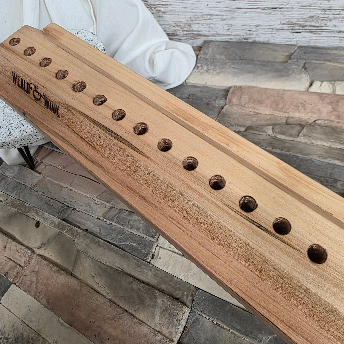 24" OG Peg Loom - Ambrosia Maple