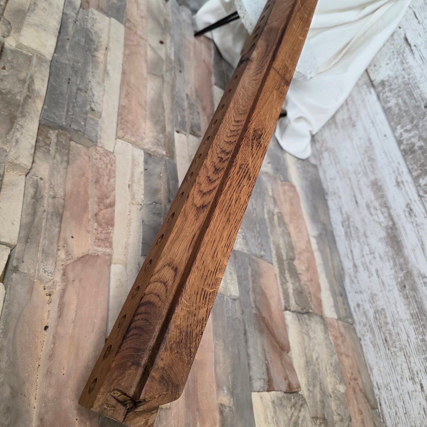 24" White Tiger Oak OG Peg Loom