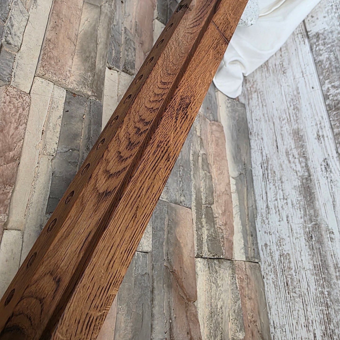 24" White Tiger Oak OG Peg Loom
