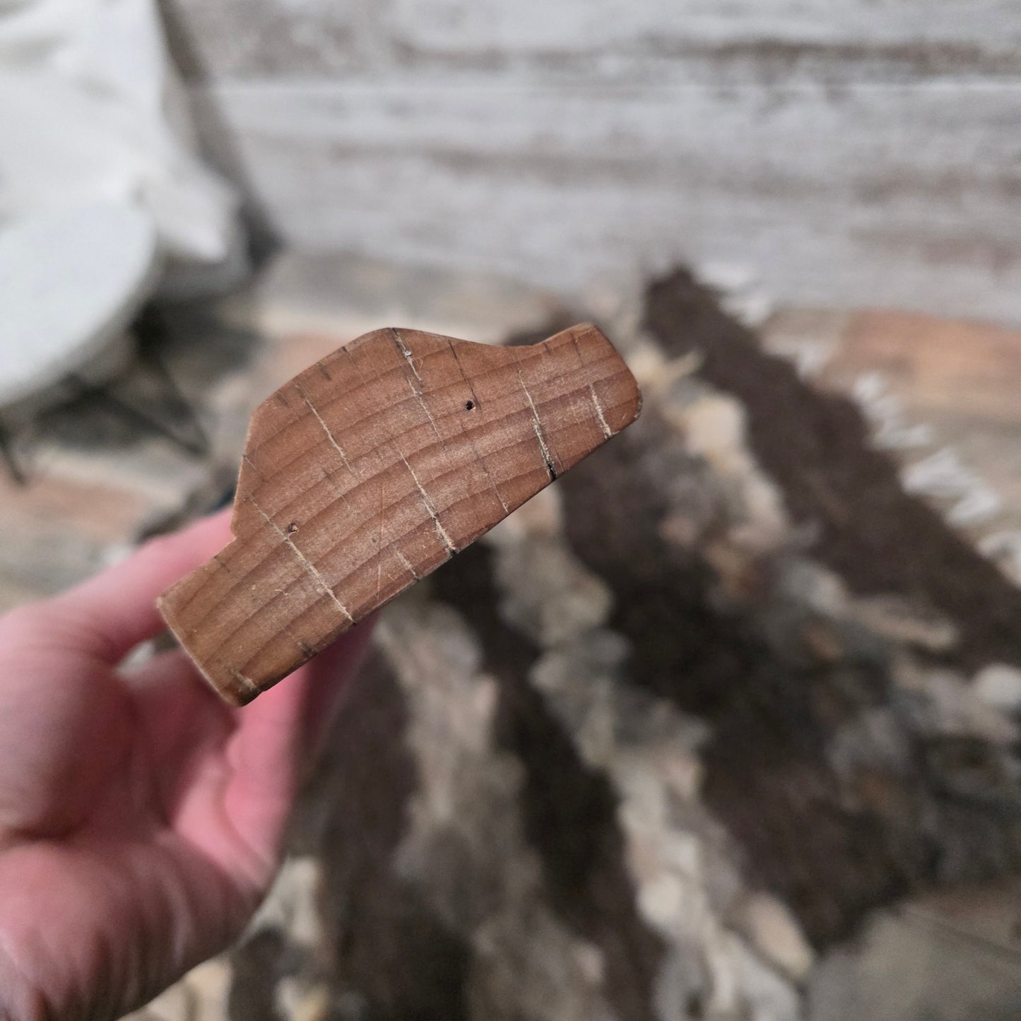 20" Dainty Lady Peg Loom - Red Oak