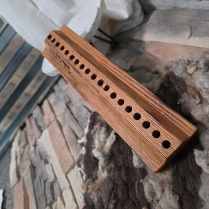 12" Dainty Lady Peg Loom - White Oak