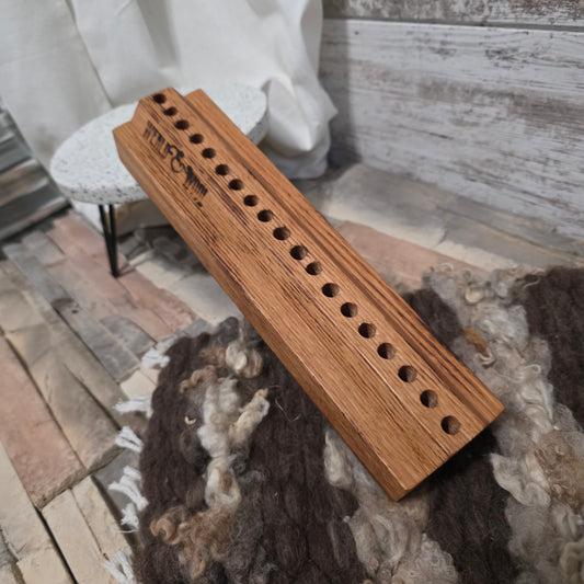 12" Dainty Lady Peg Loom - White Oak