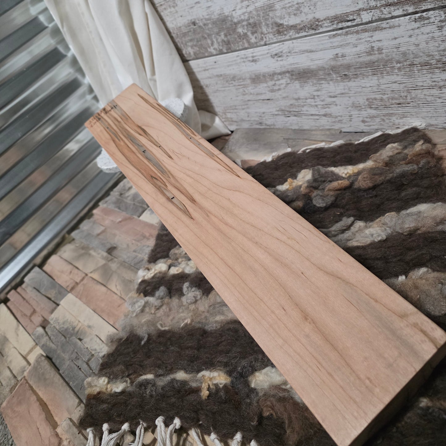 24" Ambrosia Maple Goldilocks Peg Loom - 25-119