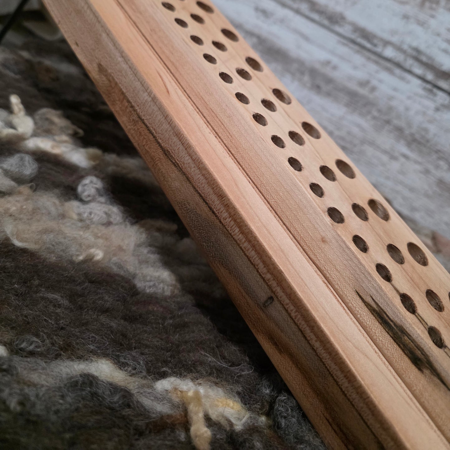 24" Ambrosia Maple Goldilocks Peg Loom - 25-251