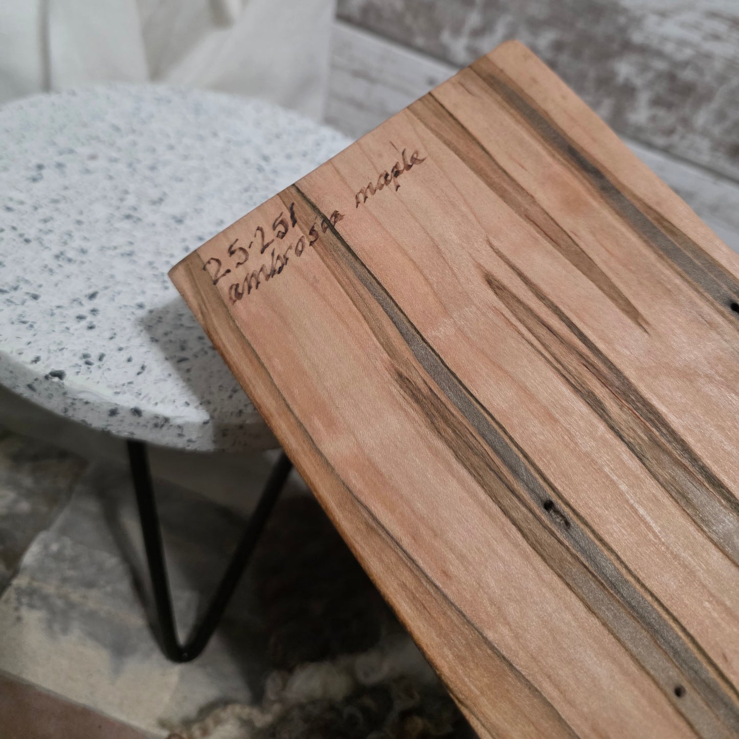 24" Ambrosia Maple Goldilocks Peg Loom - 25-251