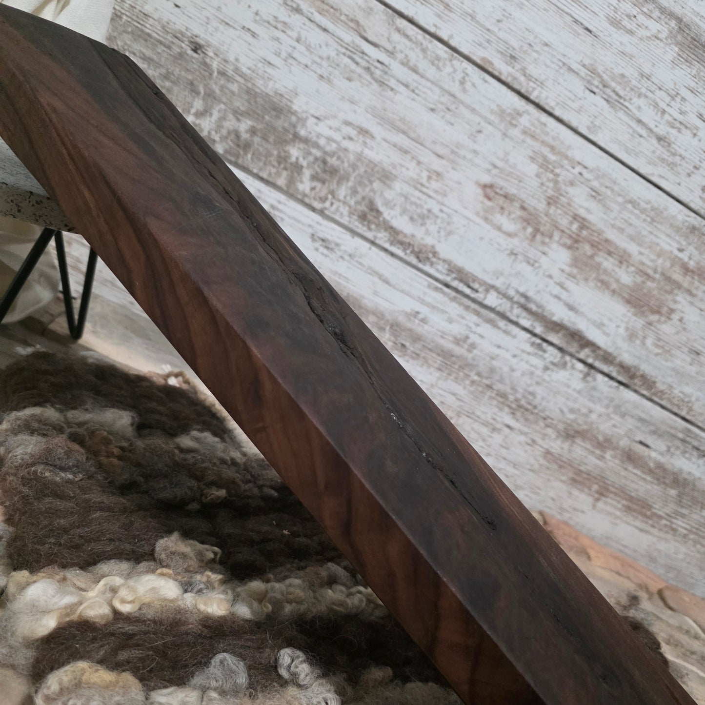 22" Goldilocks Peg Loom - Figured Black Walnut - 25-262