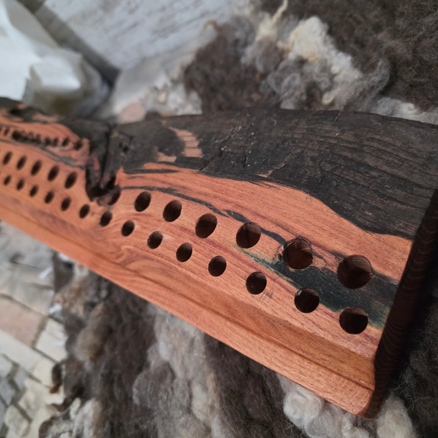 24" Live Edge Goldilocks Peg Loom - Honey Locust