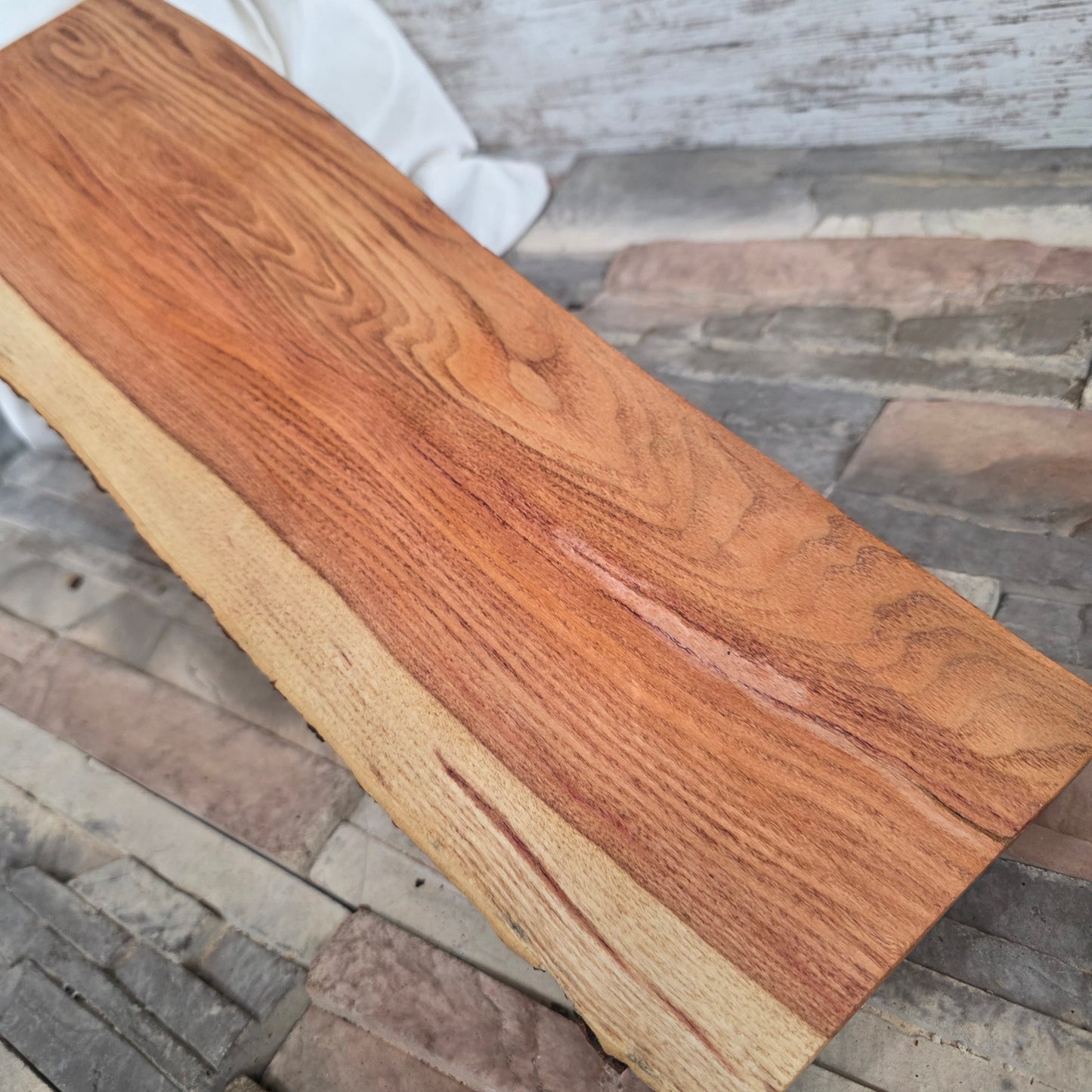 20" Live Edge Locust Goldilocks Peg Loom