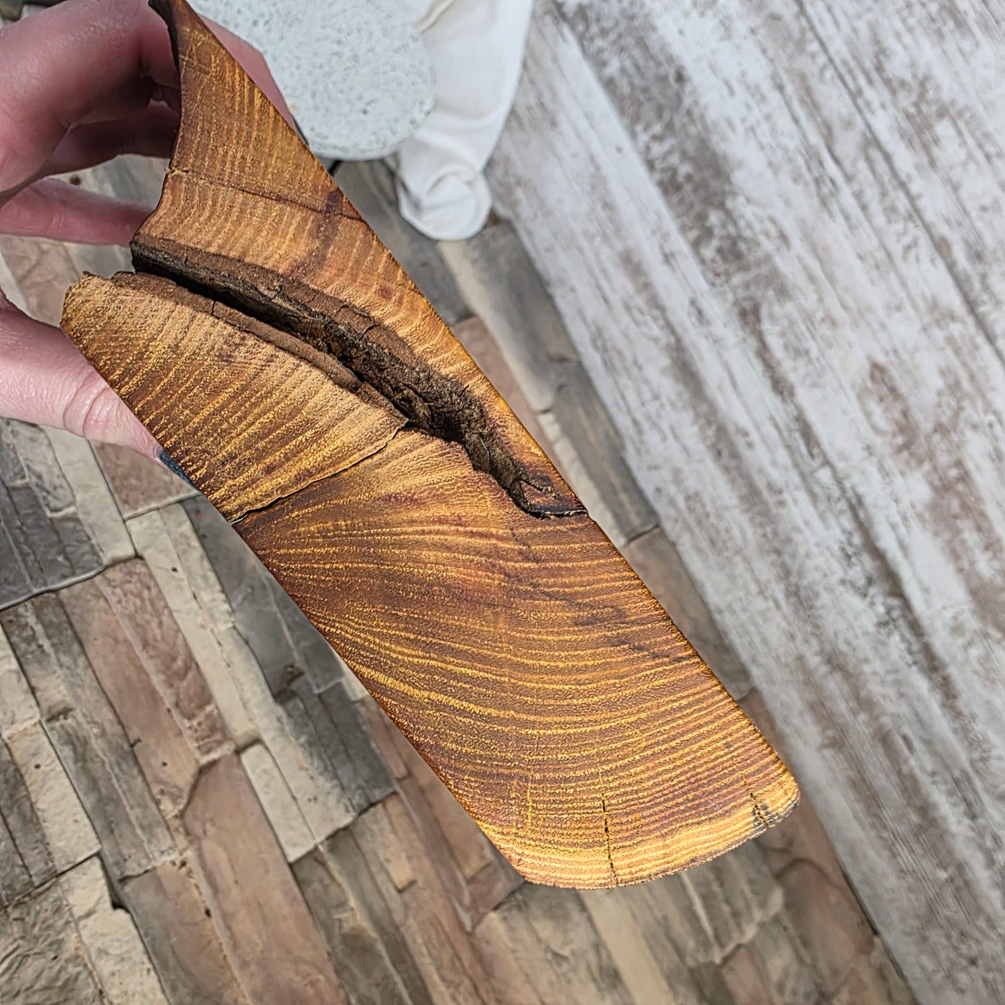 23" Live Edge Osage Orange Goldilocks Peg Loom