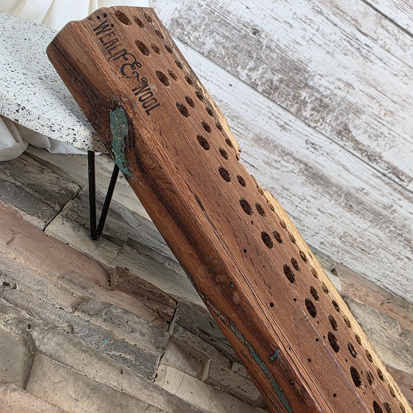 20" Live Edge White Tiger Oak Goldilocks Peg Loom