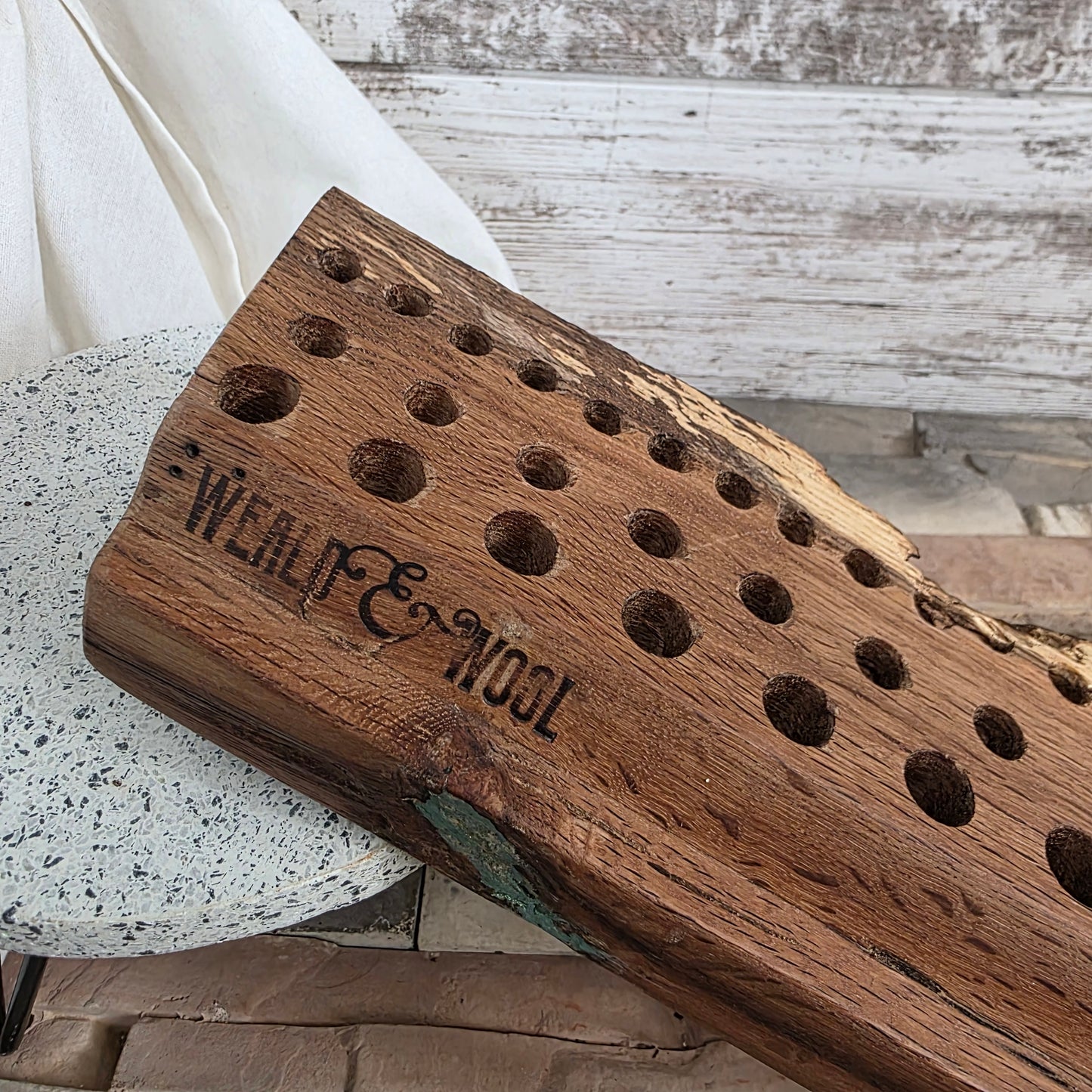 20" Live Edge White Tiger Oak Goldilocks Peg Loom