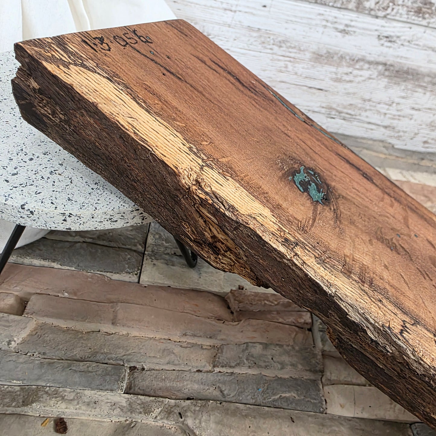 20" Live Edge White Tiger Oak Goldilocks Peg Loom