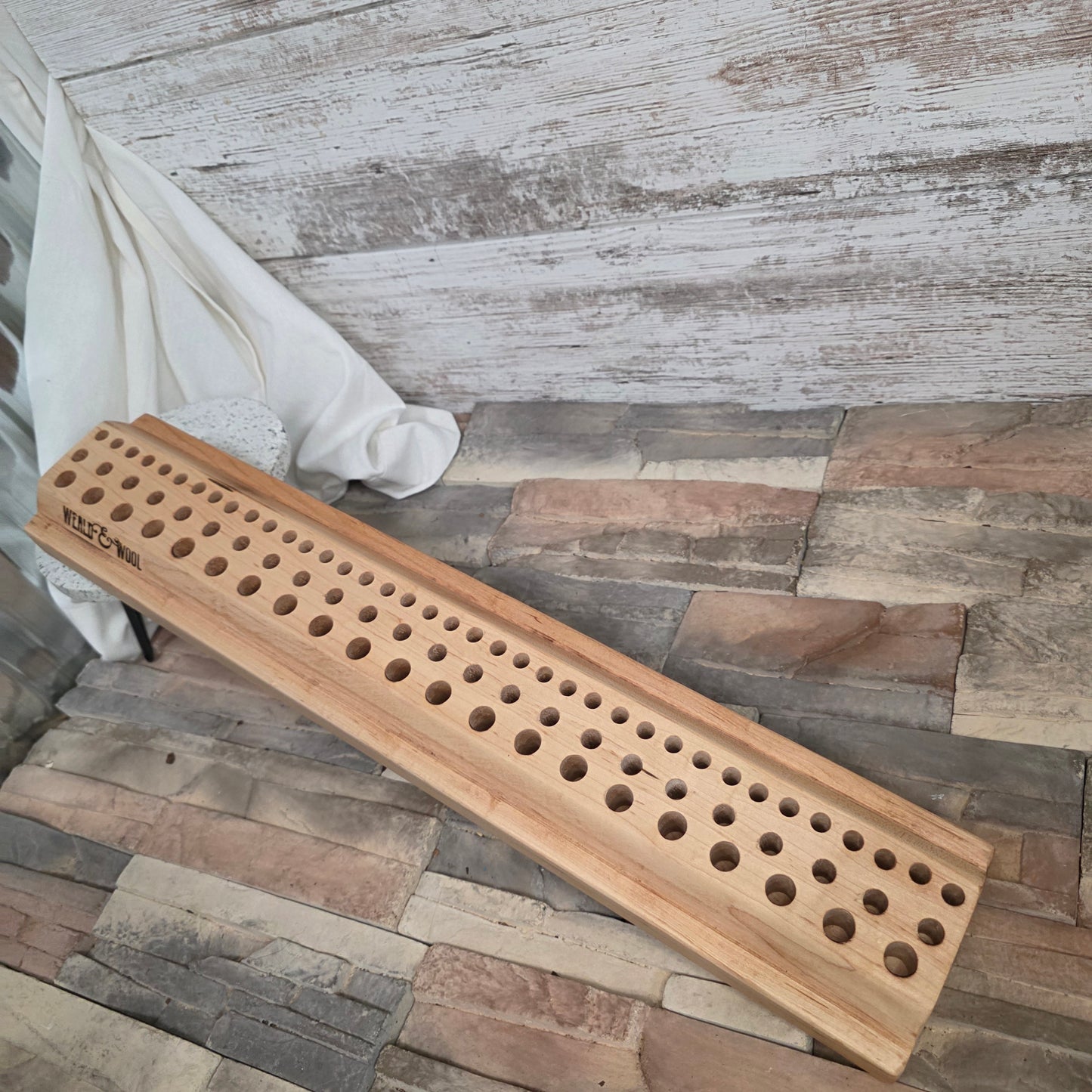 24" Quilted Maple Goldilocks Peg Loom