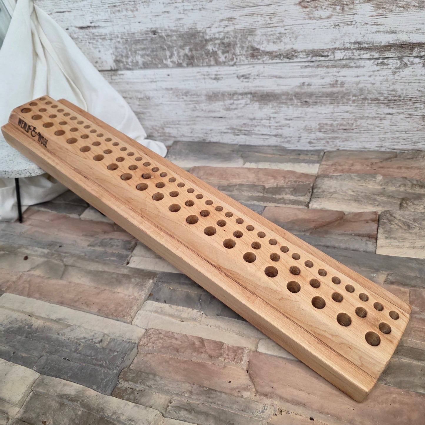 24" Quilted Maple Goldilocks Peg Loom