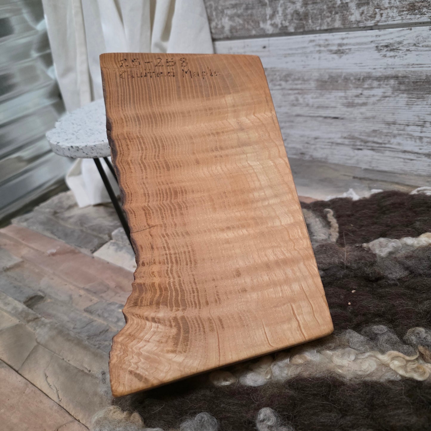 10" Goldilocks Peg Loom - Live Edge Quilted Maple - 25-258