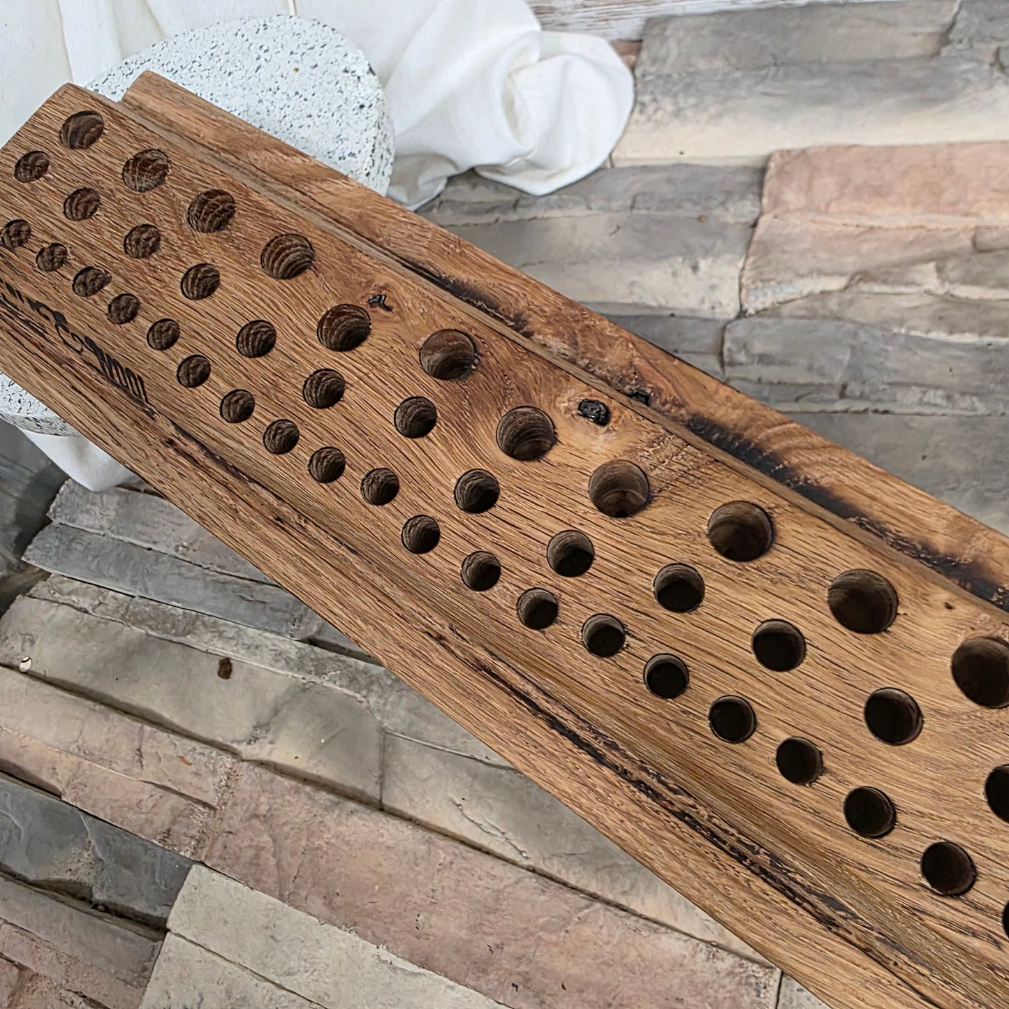 24" Reclaimed Barnwood White Tiger Oak Goldilocks Peg Loom