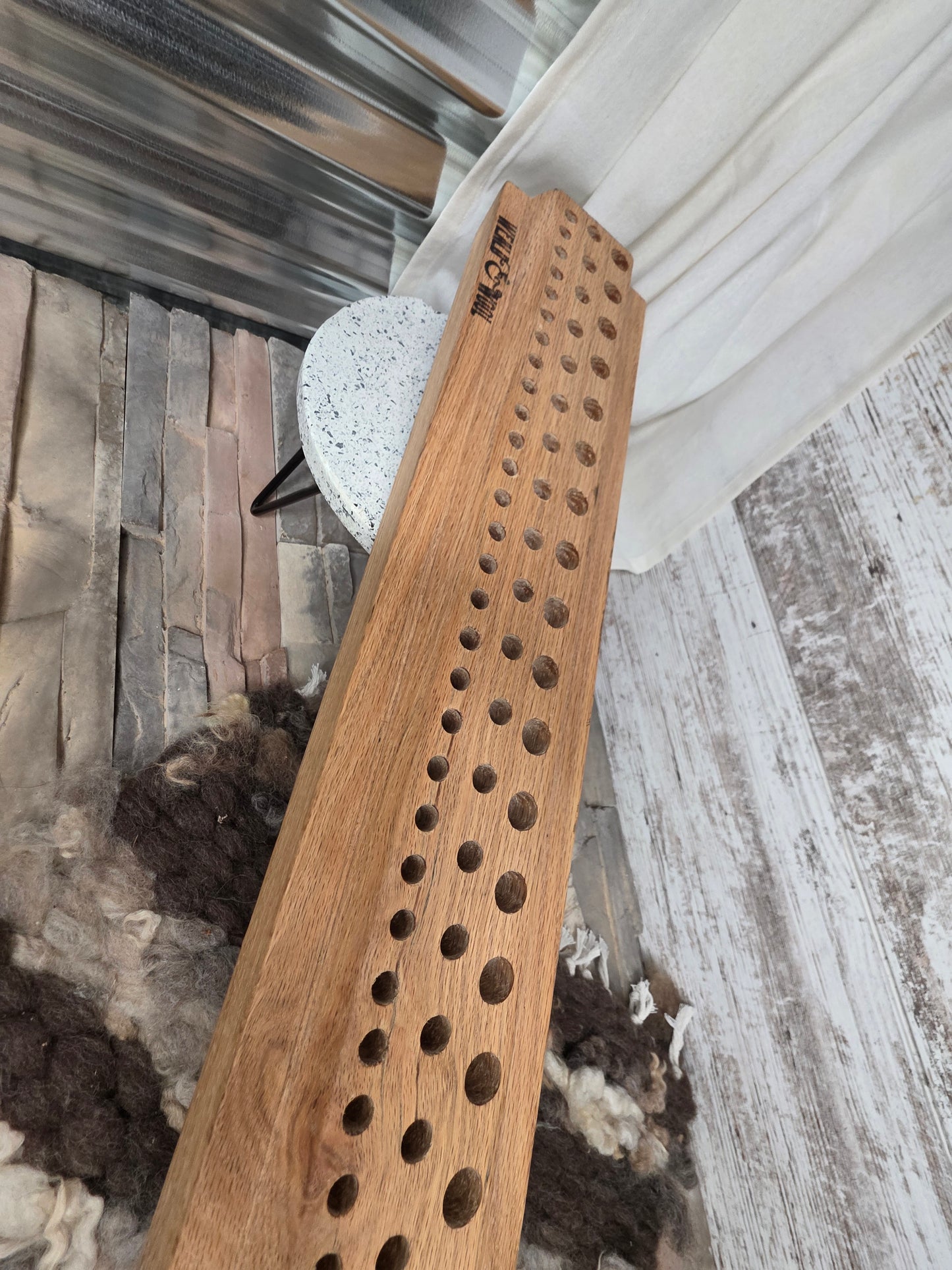 48" Goldilocks Peg Loom - White Tiger Oak - 25-145