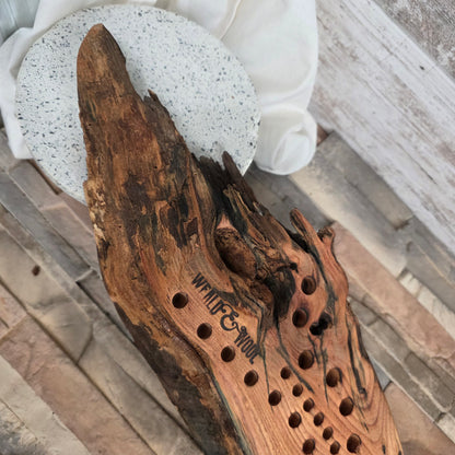 18" Live Edge Locust Goldilocks Peg Loom