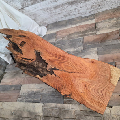 18" Live Edge Locust Goldilocks Peg Loom