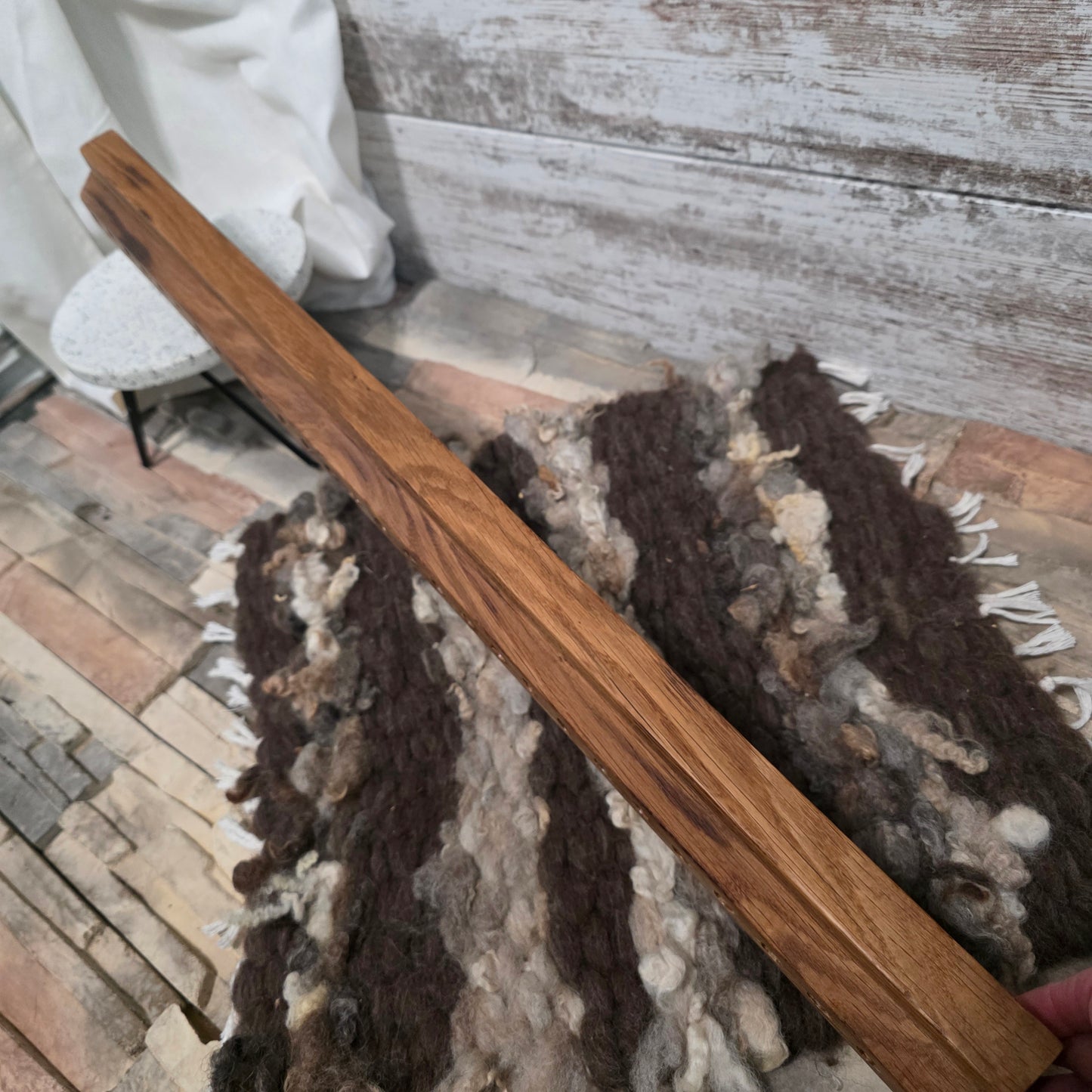 29" OG Peg Loom - White Tiger Oak