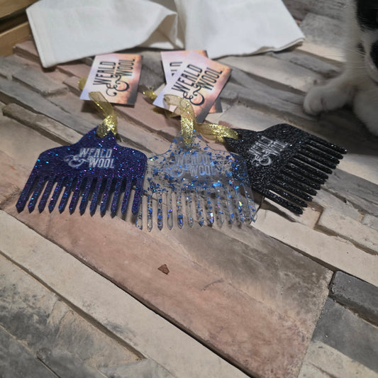 Sparkly Acrylic Wool Weaving Comb