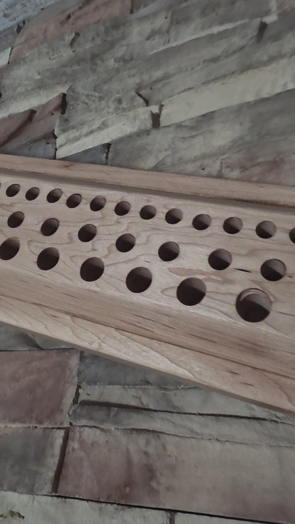 36" Quilted Maple Goldilocks Peg Loom